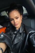 Саша, индивидуалка